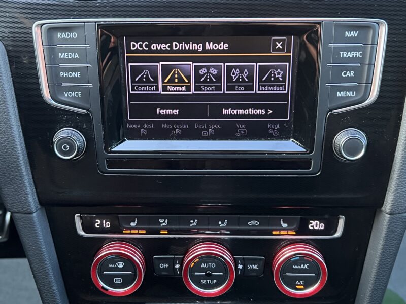 VOLKSWAGEN GOLF 7 VII GTI PERFORMANCE 2.0 TSI 230 BVA TOIT OUVRANT ACC DCC DYNAUDIO 5 Pt Garantie1an