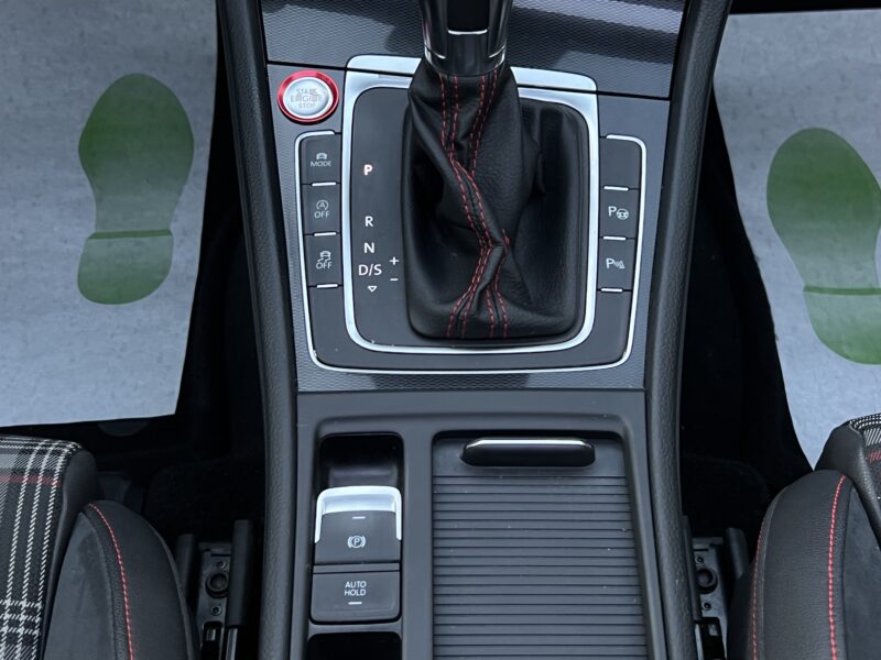 VOLKSWAGEN GOLF 7 VII GTI PERFORMANCE 2.0 TSI 230 BVA TOIT OUVRANT ACC DCC DYNAUDIO 5 Pt Garantie1an