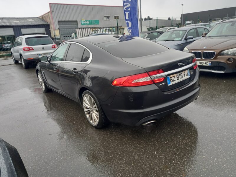 JAGUAR XF I 2011