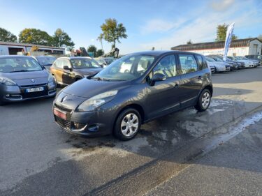 RENAULT SCÉNIC III 2009