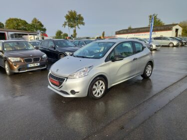PEUGEOT 208 I 2015