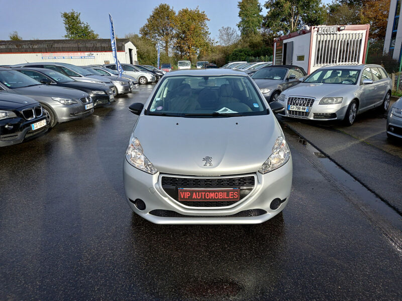 PEUGEOT 208 I 2015