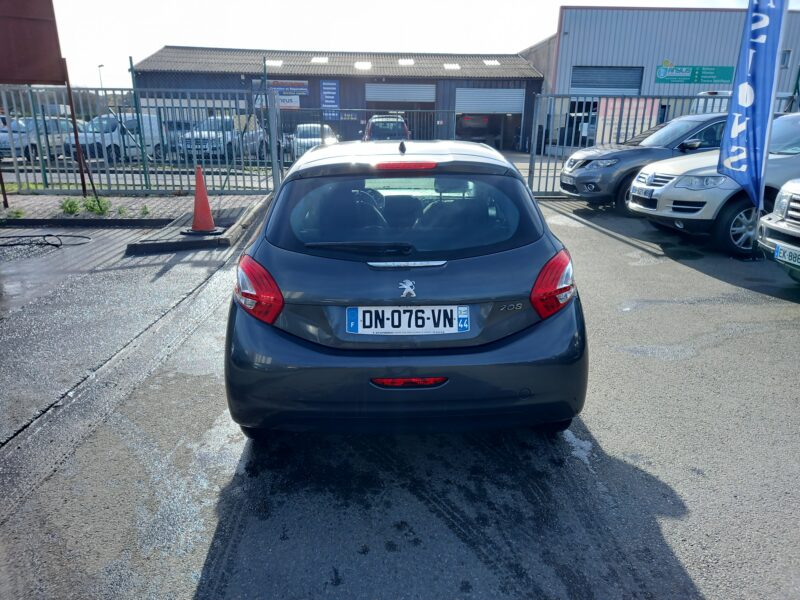 PEUGEOT 208 I 2013