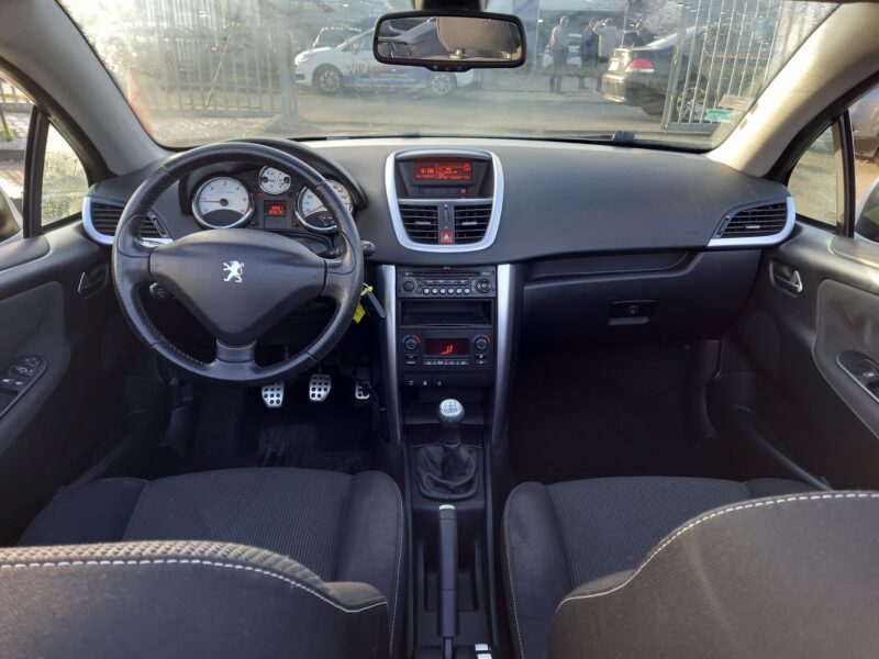 PEUGEOT 207 2007