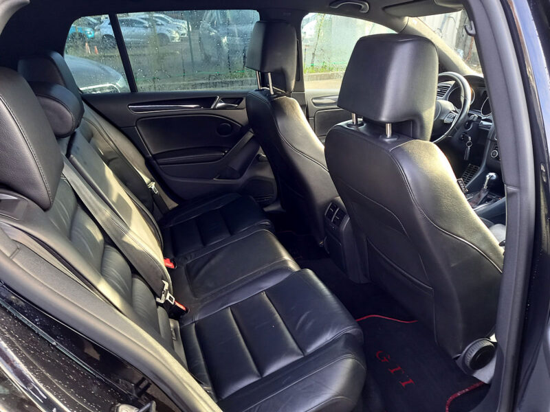 VOLKSWAGEN GOLF VI 2009