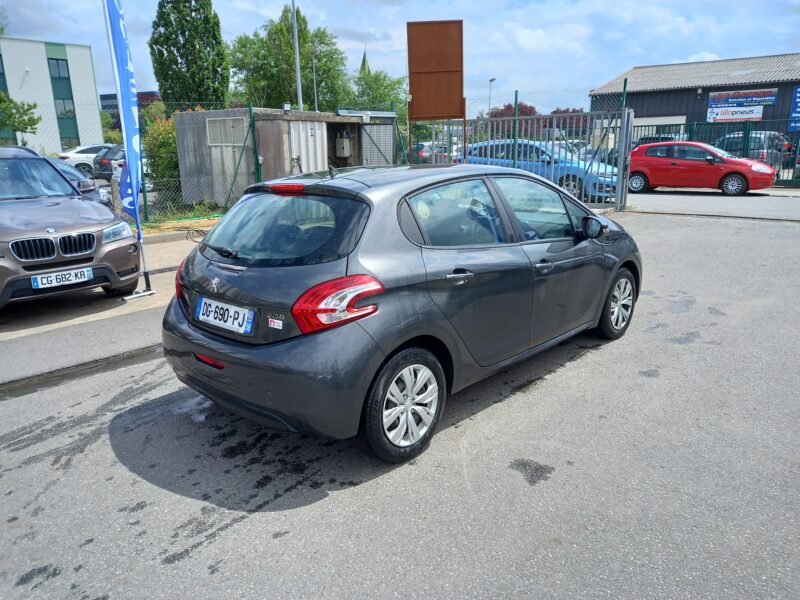 PEUGEOT 208 I 2013