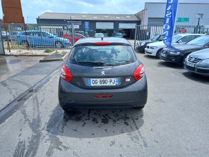 PEUGEOT 208 I 2013