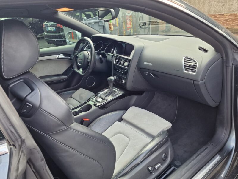 AUDI A5 S-LINE 3.0L 245 QUATTRO 2012