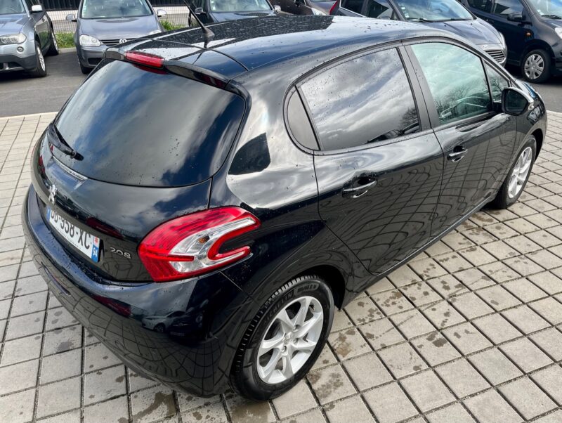 PEUGEOT 208 I 2013