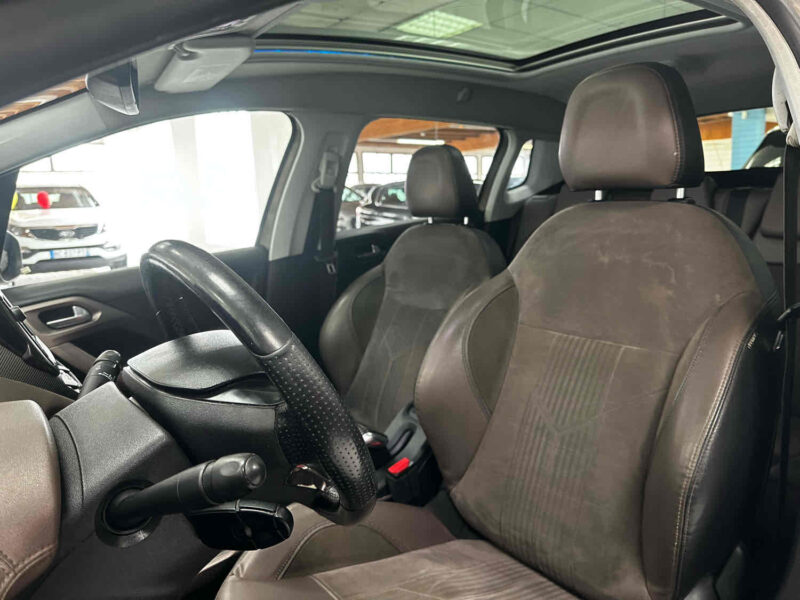 PEUGEOT 2008 1.6 e-HDI 115ch Féline Titane