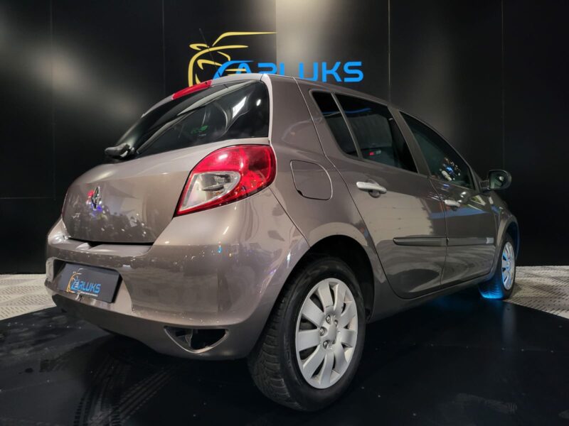 RENAULT CLIO III 1.5 dCi 70cv DYNAMIC TOMTOM BVM5 DISTRIBUTION OK