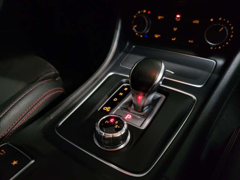 MERCEDES A 45 AMG 4-MATIC SPEEDSHIFT 381 cv TO / APPLE CARPLAY / ECHAPPEMENT SPORT CLAPET