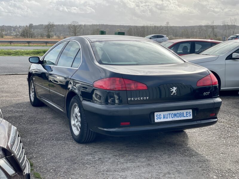 PEUGEOT 607 2005