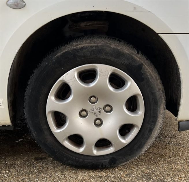 PEUGEOT 307 2.0 HDi 90 TVA RECUPERABLE HORS TAXE 4992EUROS 2 PLACES 