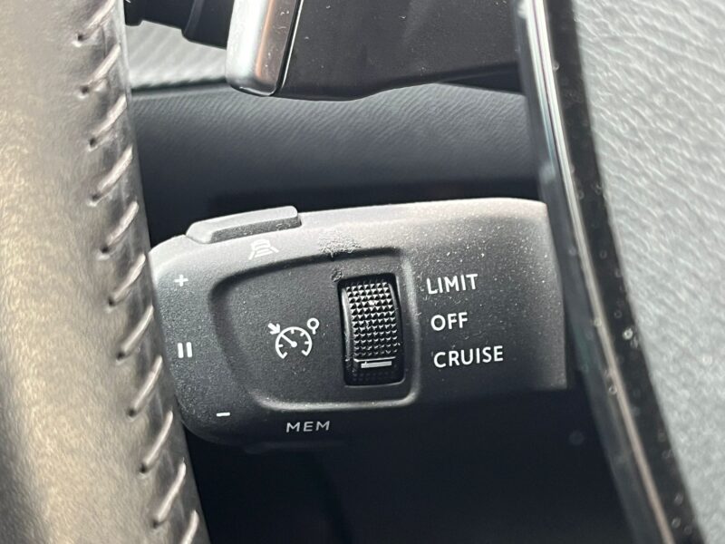 PEUGEOT 208 1.2 PURETECH 101cv-GARANTIE 30 MOIS 