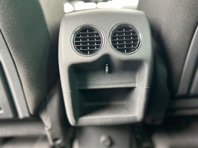 PEUGEOT 3008 Monospace 2011