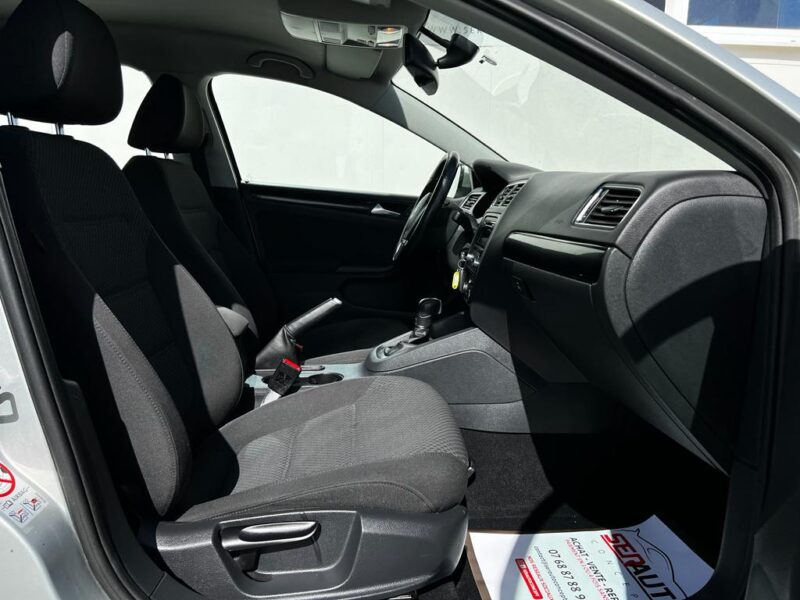 VOLKSWAGEN JETTA IV 2012