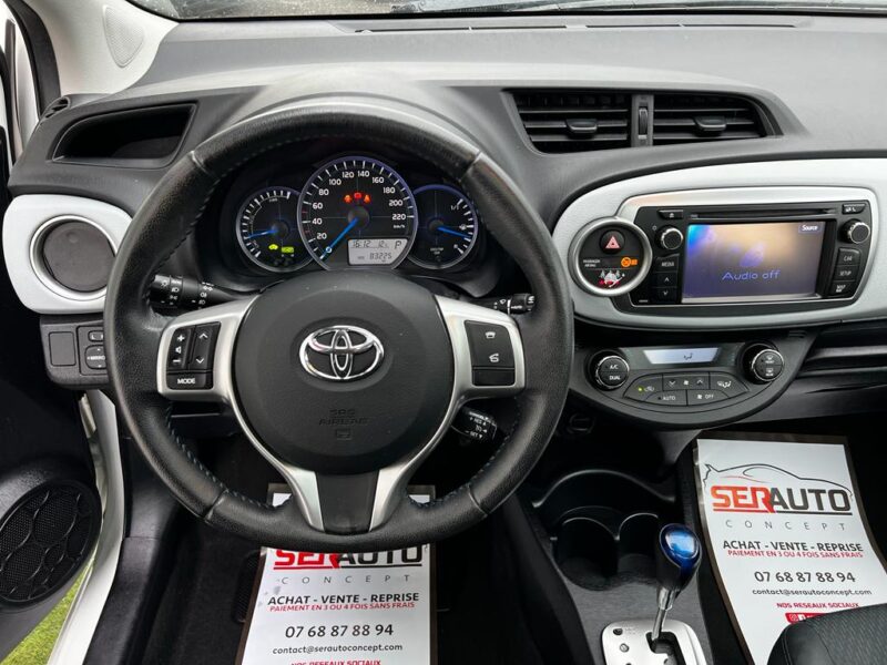 TOYOTA YARIS 2012