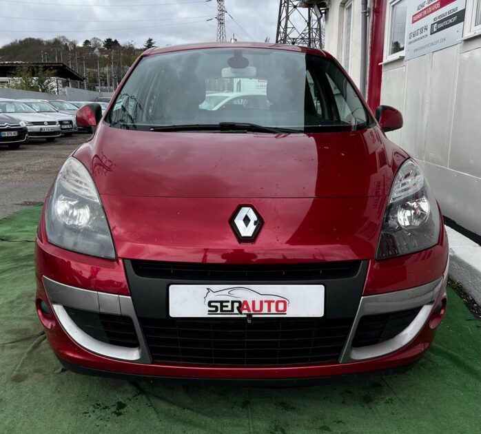 RENAULT SCÉNIC III 2011