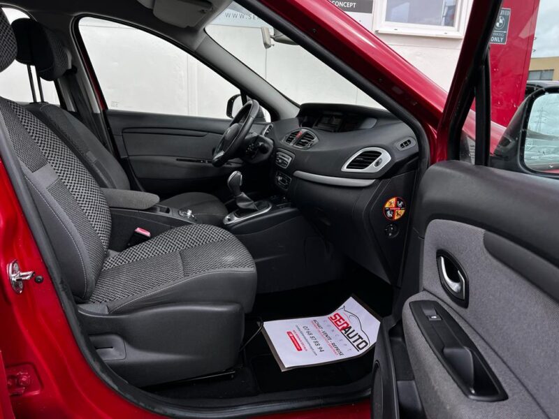 RENAULT SCÉNIC III 2011