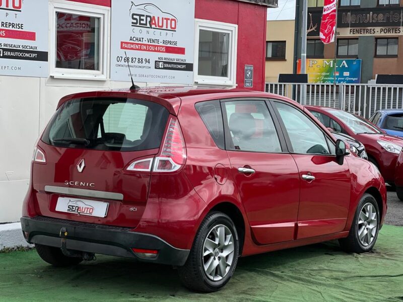 RENAULT SCÉNIC III 2011