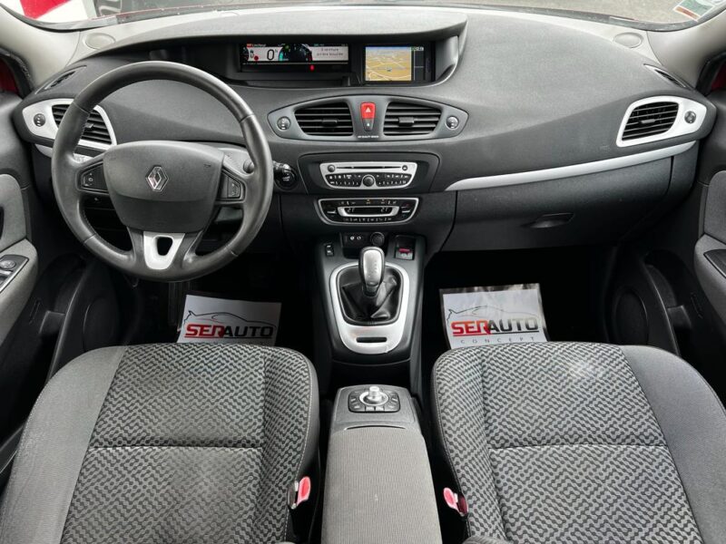 RENAULT SCÉNIC III 2011