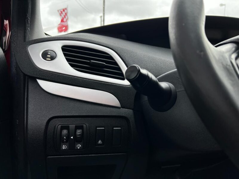 RENAULT SCÉNIC III 2011