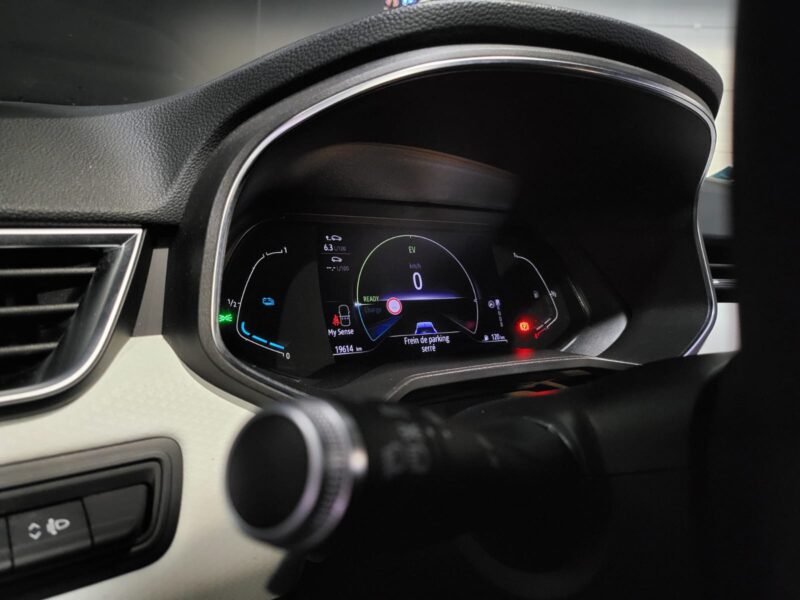 CLIO V 1.6 E-TECH 140 INTENS Novembre 2020 BA / APPLE CARPLAY