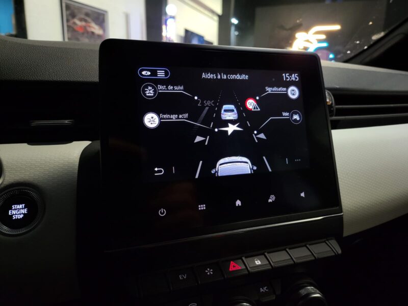 CLIO V 1.6 E-TECH 140 INTENS Novembre 2020 BA / APPLE CARPLAY