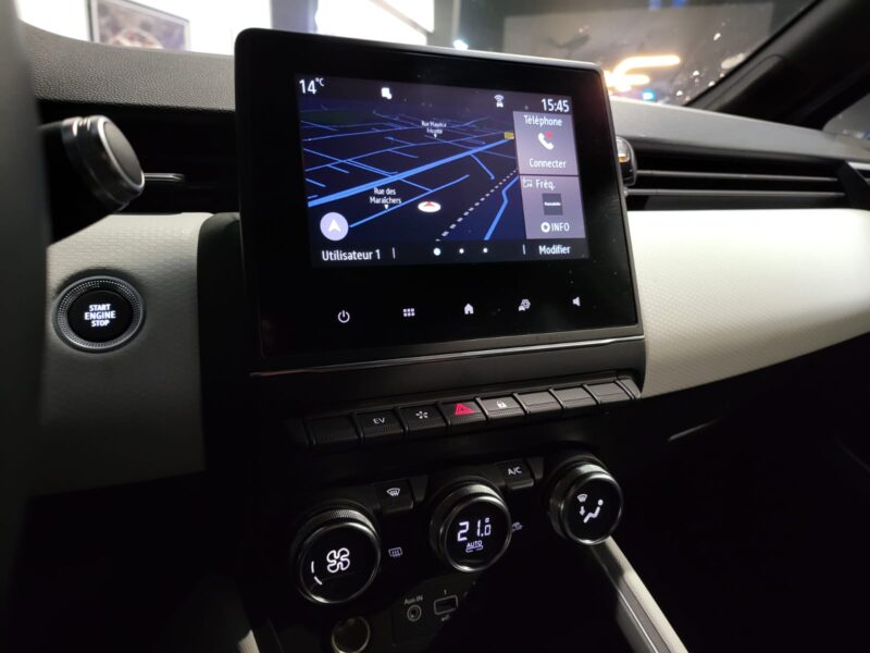 CLIO V 1.6 E-TECH 140 INTENS Novembre 2020 BA / APPLE CARPLAY