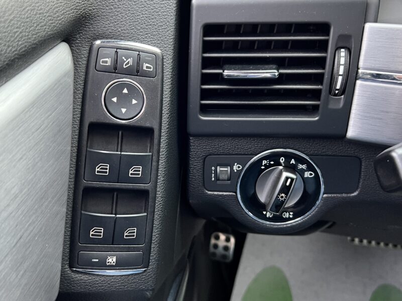 MERCEDES CLASSE GLK 220 CDI 2.2 170 Cv BOITE AUTO TOIT OUVRANT ATTELAGE GPS CRIT AIR 2 - Garantie1an