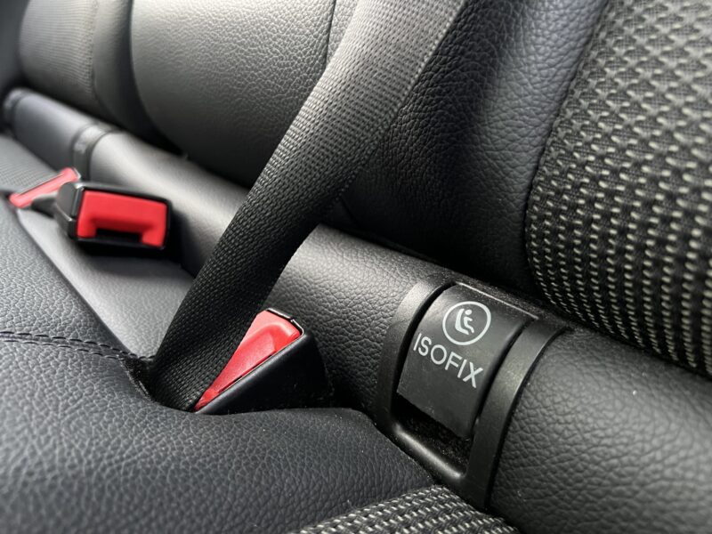 MERCEDES CLASSE GLK 220 CDI 2.2 170 Cv BOITE AUTO TOIT OUVRANT ATTELAGE GPS CRIT AIR 2 - Garantie1an