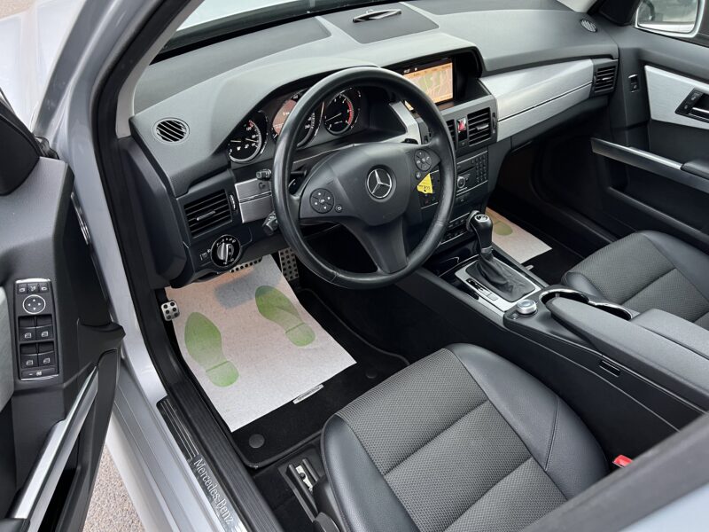 MERCEDES CLASSE GLK 220 CDI 2.2 170 Cv BOITE AUTO TOIT OUVRANT ATTELAGE GPS CRIT AIR 2 - Garantie1an