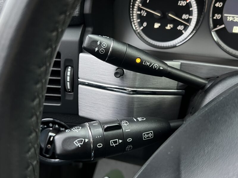 MERCEDES CLASSE GLK 220 CDI 2.2 170 Cv BOITE AUTO TOIT OUVRANT ATTELAGE GPS CRIT AIR 2 - Garantie1an