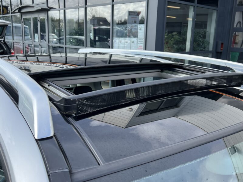 MERCEDES CLASSE GLK 220 CDI 2.2 170 Cv BOITE AUTO TOIT OUVRANT ATTELAGE GPS CRIT AIR 2 - Garantie1an