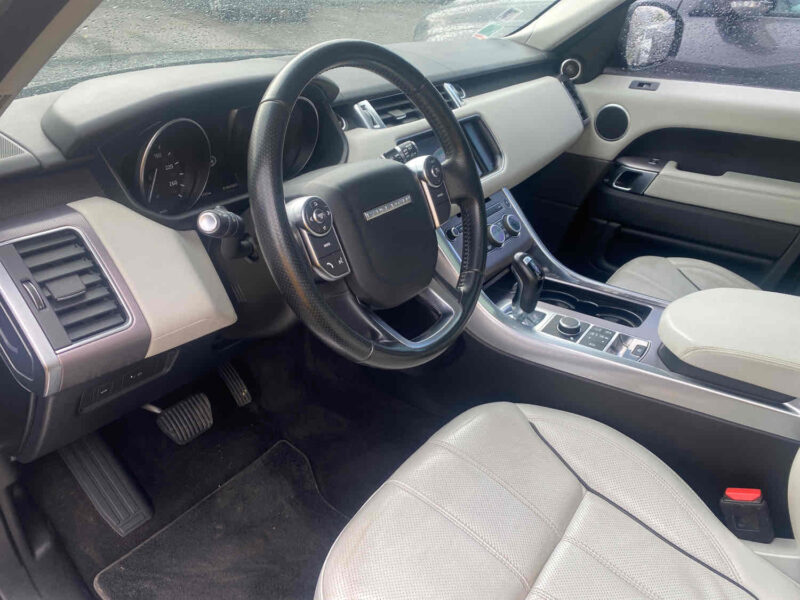 LAND ROVER RANGE ROVER SPORT  3.0  tdv6 hse 258 cv reprise possible