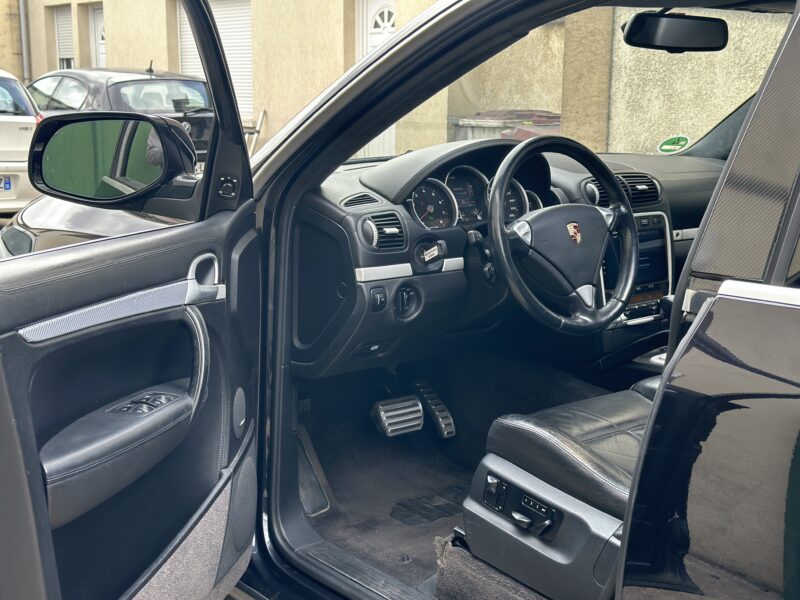 PORSCHE CAYENNE TURBO BOITE AUTO PAYER EN 4 FOIS 