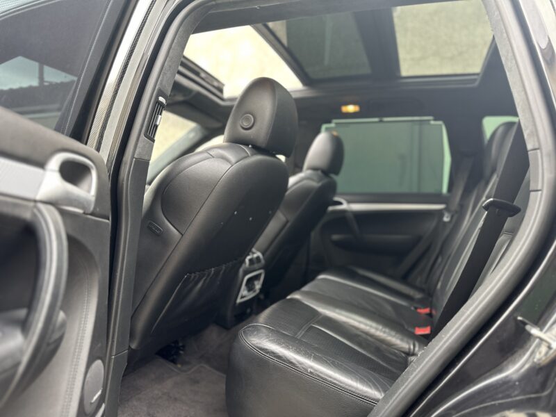 PORSCHE CAYENNE TURBO BOITE AUTO PAYER EN 4 FOIS 