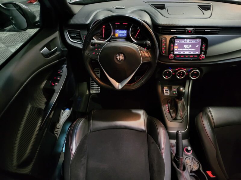 ALFA ROMEO GIULIETTA PHASE 3 1.8 TBi 16v 240CH VELOCE