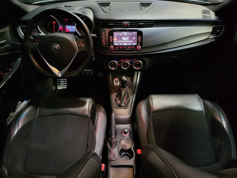 ALFA ROMEO GIULIETTA PHASE 3 1.8 TBi 16v 240CH VELOCE