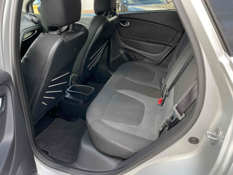 RENAULT CAPTUR  2015