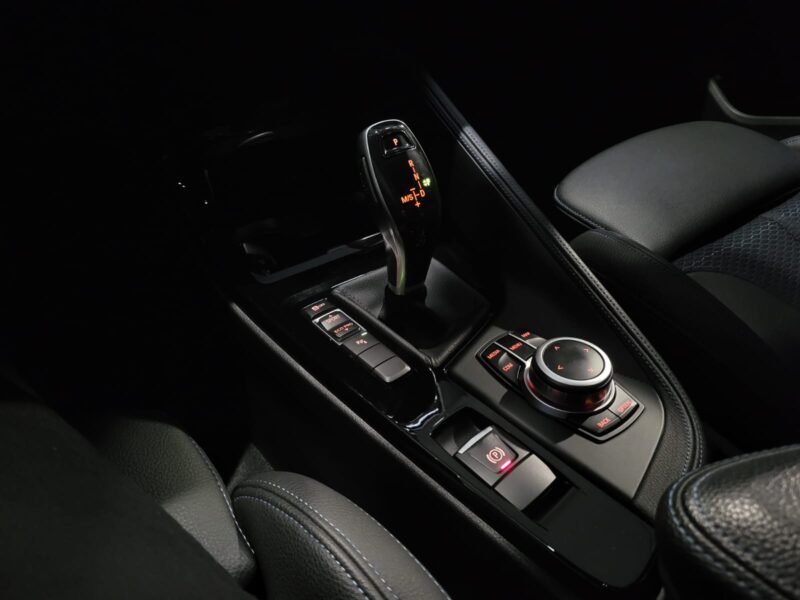 BMW X1 S-DRIVE F48 LCi 18 i 140cv FACELIFT PACK M SPORT