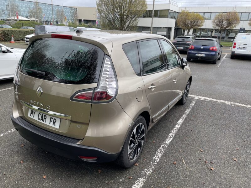 RENAULT SCÉNIC III 2014
