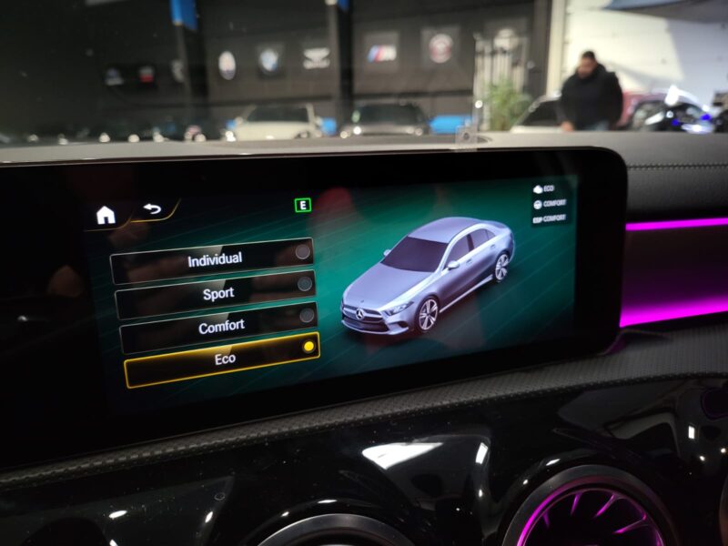 MERCEDES CLASSE A 200 i BERLINE 163cv AMG LINE 7G-DCT PACK PREMIUM PLUS TOIT OUVRANT