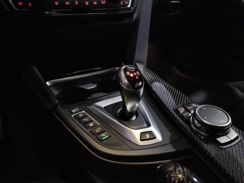 BMW M4 ( F82 ) 3.0 431 cv DKG7 / STAGE 2 Shiftech (521cv) / PACK CABONE /TOIT CARBONE