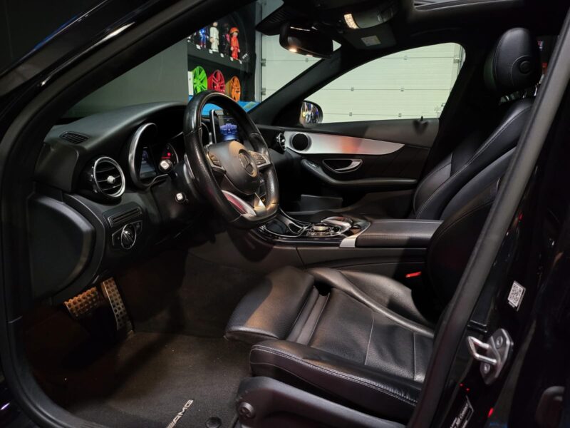 MERCEDES CLASSE C Break 180d BlueTEC 116cv Pack AMG Toit ouvrant panoramique