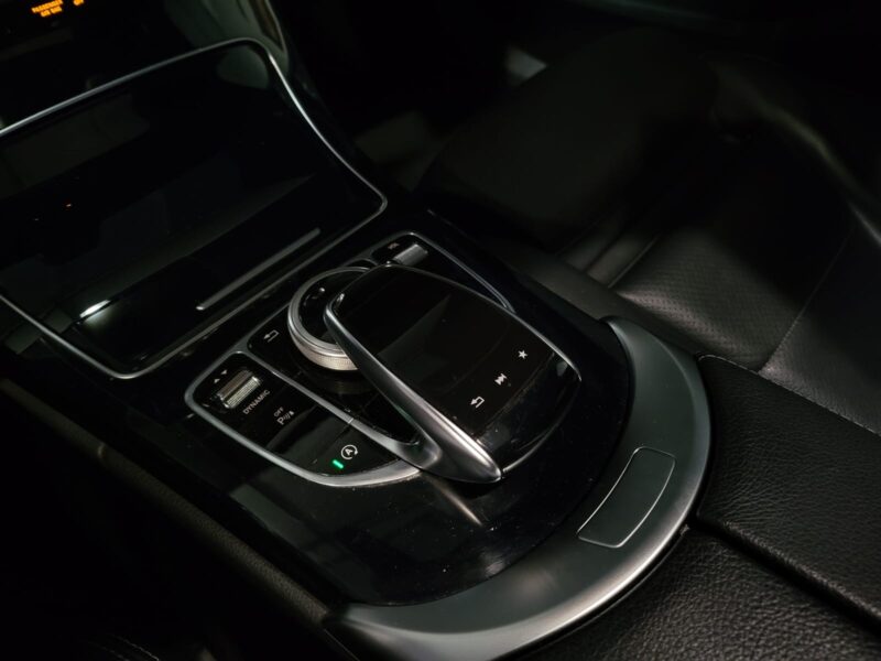 MERCEDES CLASSE C Break 180d BlueTEC 116cv Pack AMG Toit ouvrant panoramique