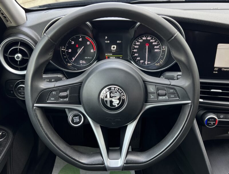 ALFA ROMEO GIULIA II II 2.2 150 Cv - BOITE AUTO ORIGINE FRANCE CRIT AIR 2 / FULL BLACK - Garantie1an