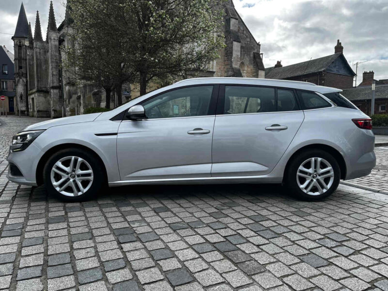 RENAULT MEGANE IV Grandtour 2017