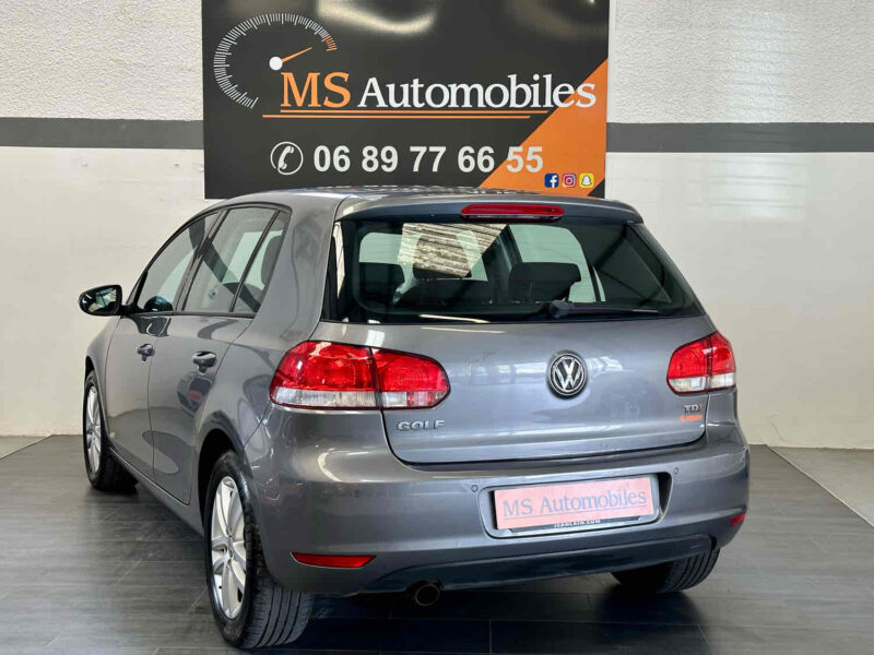 VOLKSWAGEN GOLF  2012